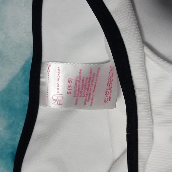 Bathing suit - Picture 3 of 5